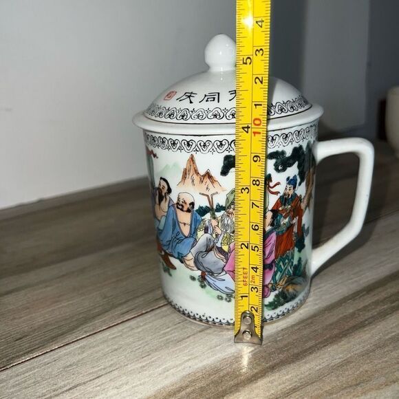Vintage Hand Painted Porcelain Tea Cup And Lid Gold Trim From China CottageCore - Picture 11 of 11